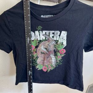 Pantera Black Graphic Crop Top